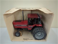 IH 5288 Duals NIB 1/16