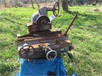 NORTON GRINDING MACHINE