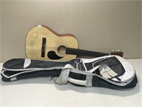 BEGINNERS ACOUSTIC GUITAR WITH CASE