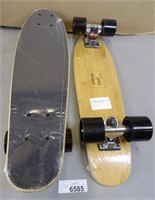 2x Skateboards