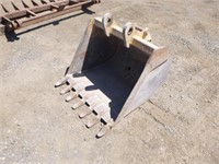 36" Backhoe Bucket