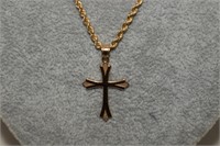 14K Chain & Cross   Marked Ma on Clasp