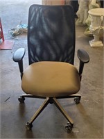 Swivel Office Chair Brown / Black