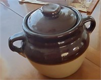 Small Bean Pot With Lid