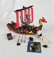 Mega Bloks Viking Ship W/ Miniature Figures