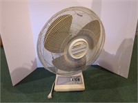 Pleasantaire Fan - Turns On, Measures Approx 23"