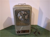 Standard Heater - Turns On, Measures Approx 10" L