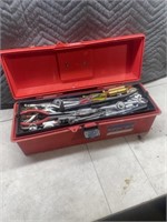 Plastic toolbox with a quantity of tools