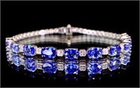 5.4cts Cornflower Blue Sapphire 18Kt Gold Bracelet