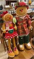 One pair of Christmas gingerbread decorations -