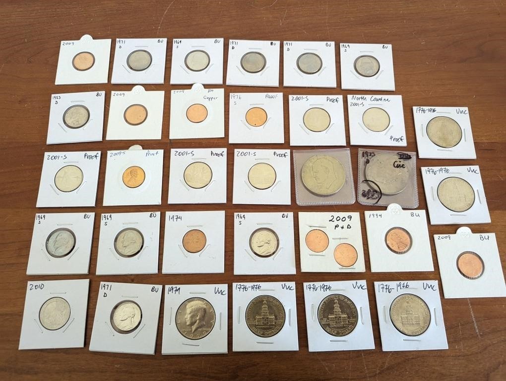 Group of uncirculated and proof US coins