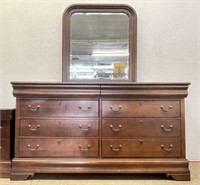 Broyhill 8 Drawer Dresser with Beveled Mirror