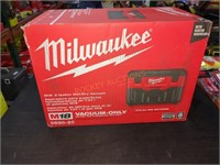 Milwaukee M18 2 gallon Wet/ Dry vacuum, tool Only