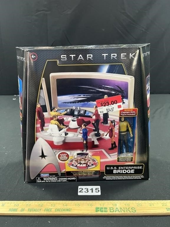 NIB Star Trek Action Figure Bridge Set