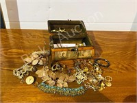 mini treasure chest w/ costume jewelry