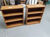 2 oak veneered bookshelves both measure 36 in