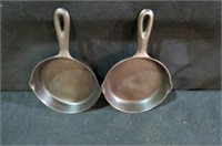 (2X) FAVORITE PIQUA  #3 CAST IRON SKILLET