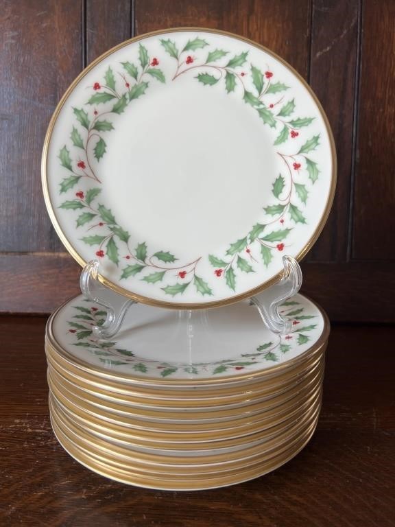 12 Lenox Holiday Fine Porcelain 8" Plates