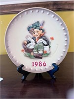 Vintage Hummel Collector Plate 1986 Boy w/Rabbits