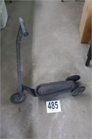 Vintage Scooter(R1)