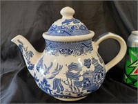 Churchill Blue Willow teapot