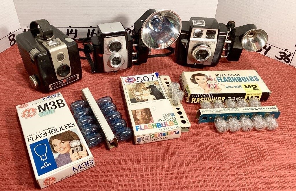 Vintage Kodak Brownie Cameras, Hawkeye....