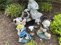 garden statue and minnie/mickey statue
