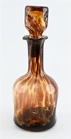 Amber art glass decanter with pinched font and