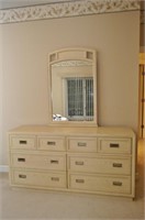 Stanley Furniture 8-Drawer Dresser