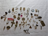 Assortment of Rik Rak Jewelry Pieces