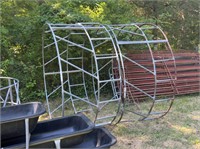 3 Galvanized hay rings