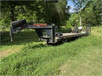 Lawrimore Flatbed gooseneck trailer