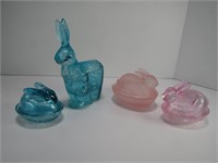 4 PINK & BLUE GLASS BUNNIES ON NESTS