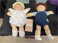 Pair of Cabbage Patch dolls.