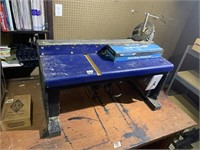 Router Table with 1 1/2hp Router