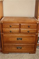 Small Stanley wooden dresser