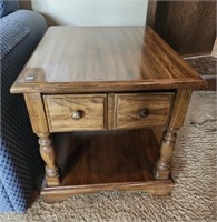 Huntley Furniture By Thomasville end table