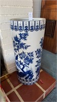 Porcelain Chinese umbrella holder