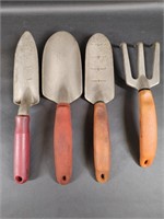 Corona, Wallace Gardener Hand Shovels, Hand Fork