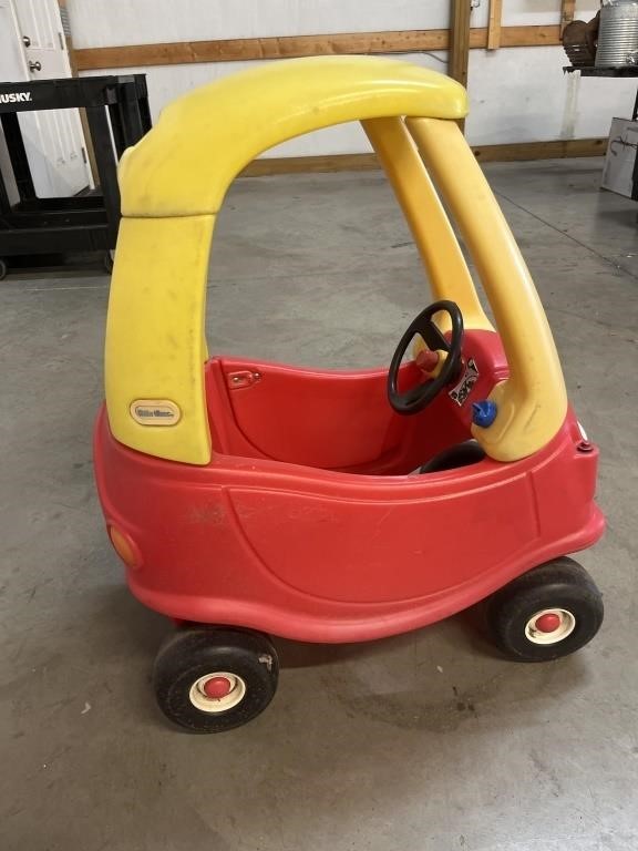 Little Tykes Red Toddlers Car