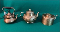 3 Teapots