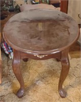 Vtg. Ethan Allen Coffee Table (22"×26"×21")