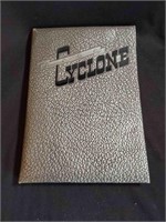 1943 Elizabethon High School Cyclone Year Book