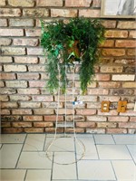 Painted Metal Fern Stand