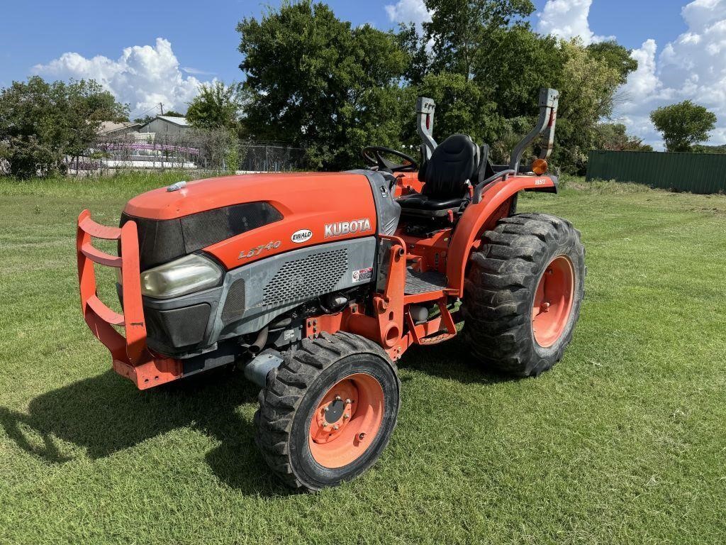 Kubota L5740, 2466 hours