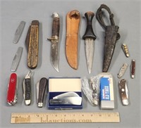 Hunting & Pocket Knives Collection