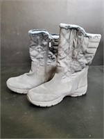 Women's Land's End Boots sz 8.5