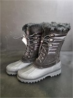 Women's Land's End Boots sz 11 NWOT