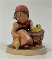 SWEET HUMMEL FIGURINE - CHICK