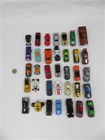 35 voitures vintages die cast